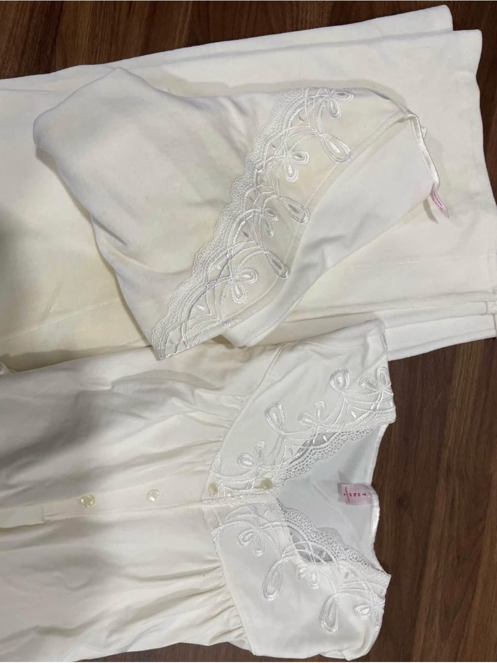 Maternity White Embroidered dress sleeping set velvet / cotton